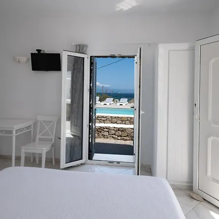 Anixi - Primavera Mykonos אורנוס